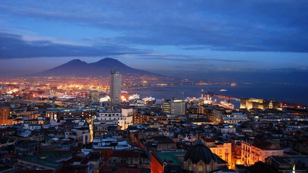 Donnare Casavacanza - Historic Center Of Napoli Eksteriør billede